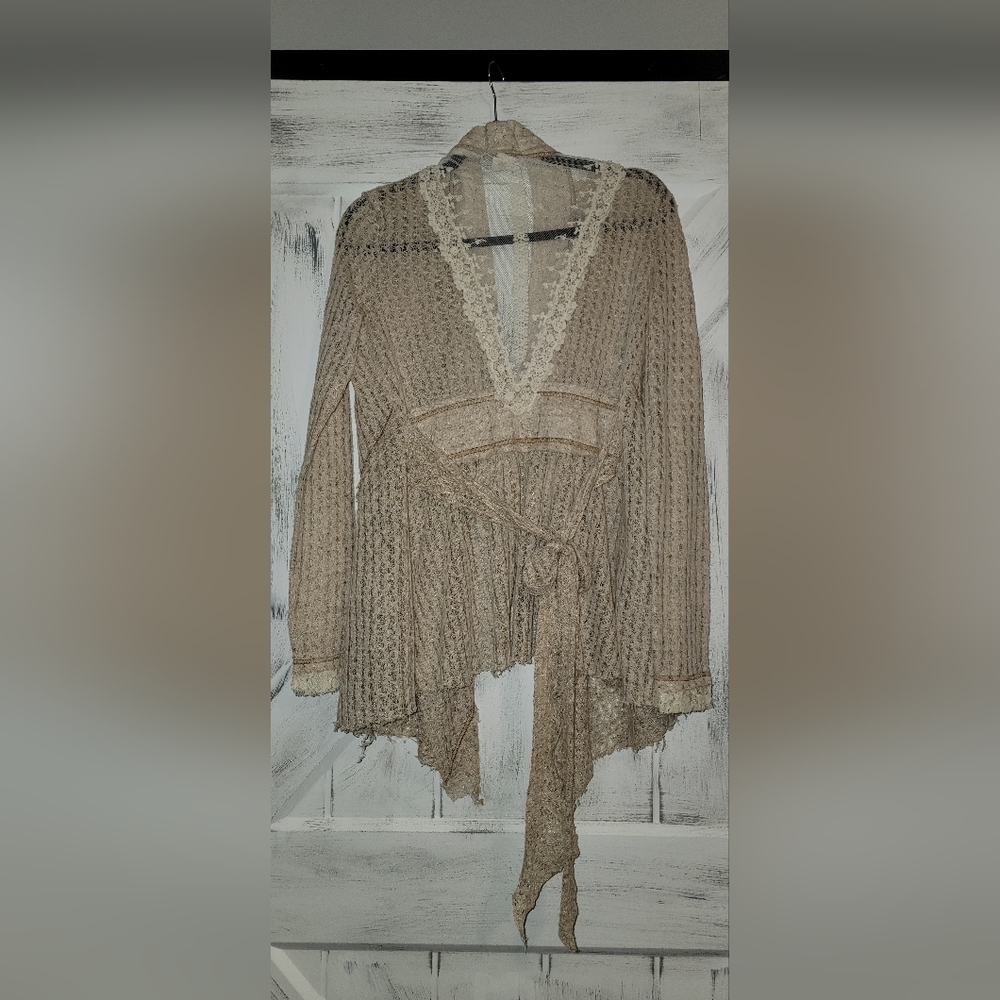 Buckle lace cardigan